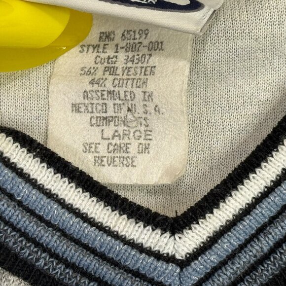 WD Sportswear Sweater Shirt Mens L Gray Short Sleeve V Neck Vintage 90s Y2K - Picture 5 of 9